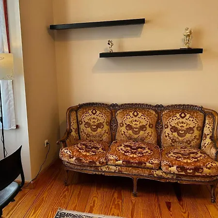 Dom wakacyjny Welcome To The Presence Of History!