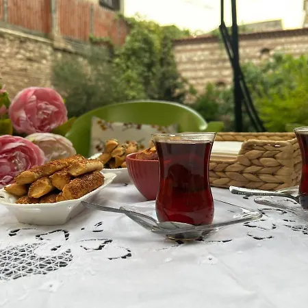 Welcome To The Presence Of History!