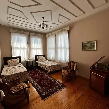 Welcome To The Presence Of History! Stambuł