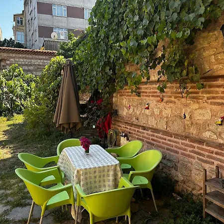 Welcome To The Presence Of History! Stambuł