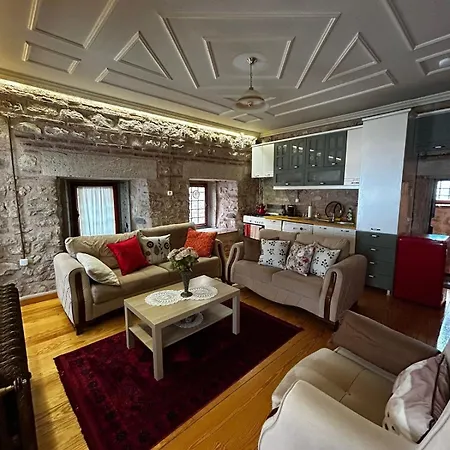 Welcome To The Presence Of History! Stambuł