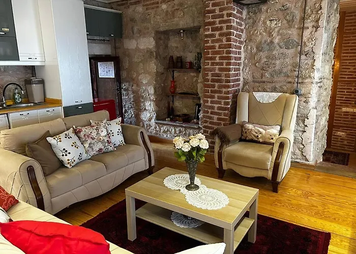 Welcome To The Presence Of History! Semesterbostad *