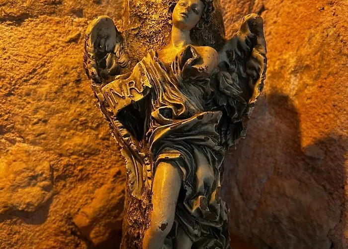 Semesterbostad Welcome To The Presence Of History! *