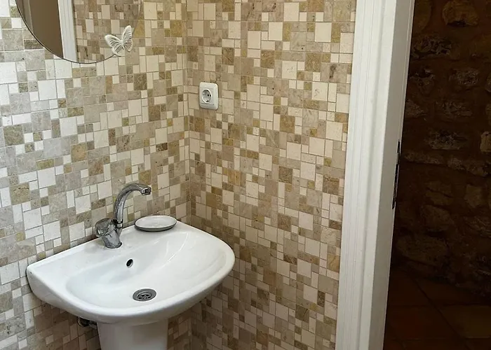 Semesterbostad Welcome To The Presence Of History!